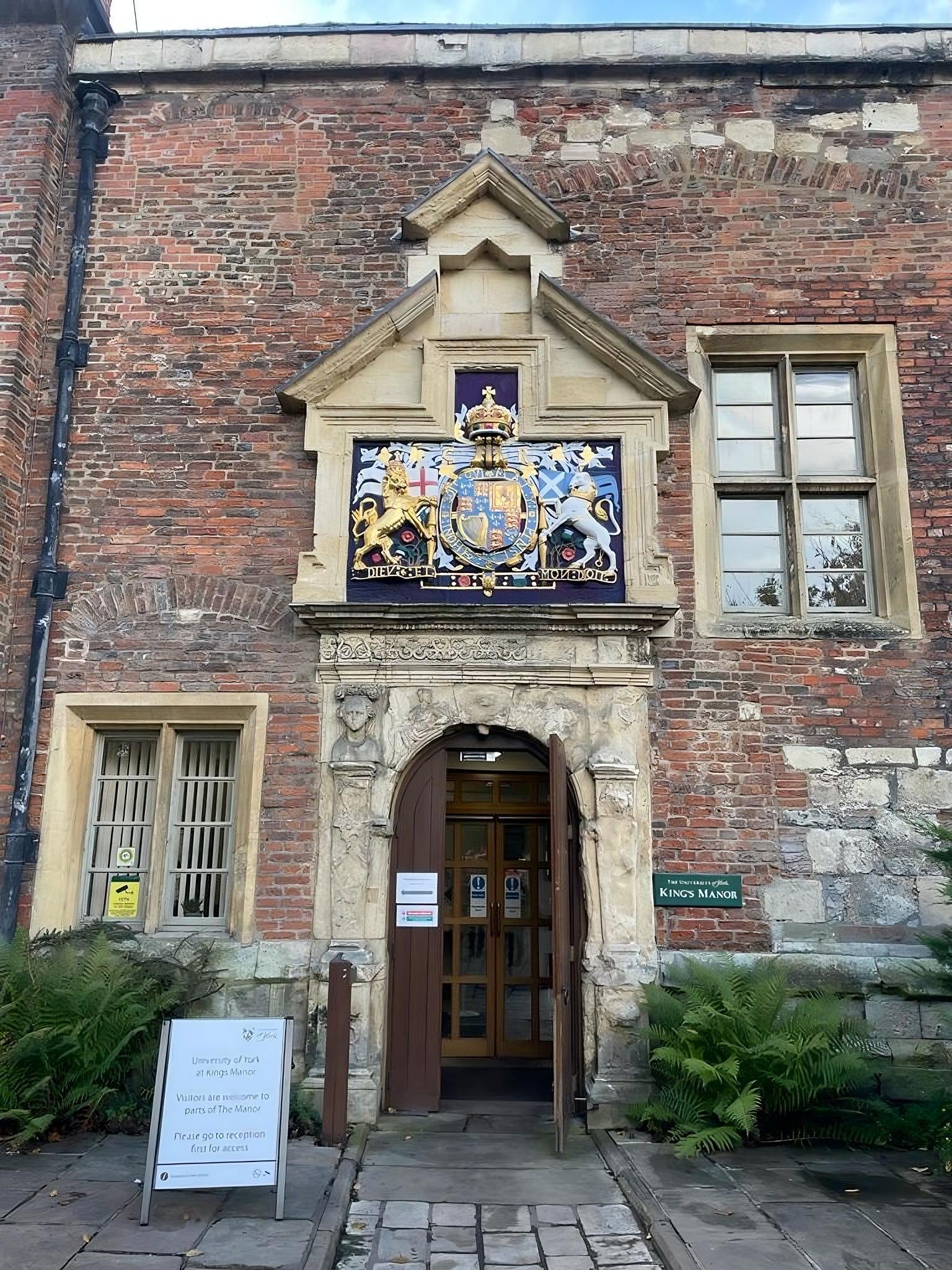 Photo of King's Manor's entrance.