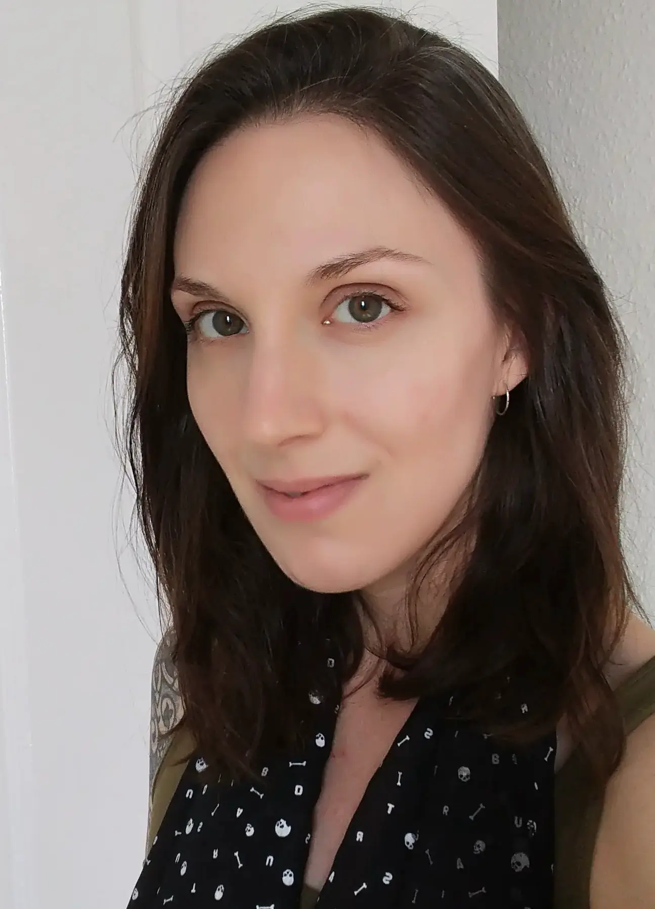 Headshot of Jen.